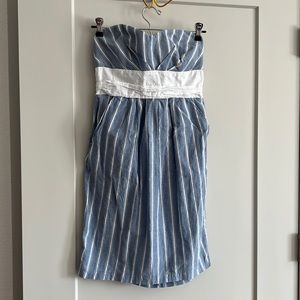 Strapless dress